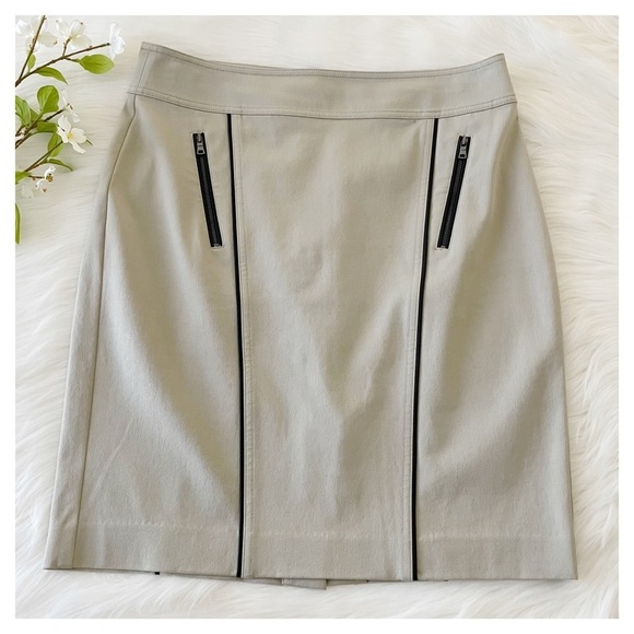 NWT Ann Taylor Leather Trim Pencil Stretch Skirt - Picture 2 of 6